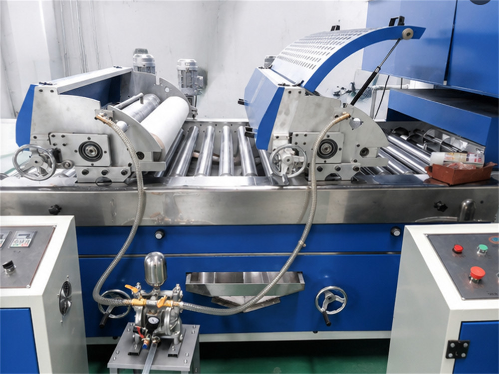 Một máy phủ nano chống dấu vân tay